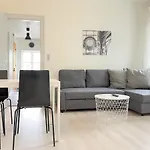 Apartman Big With 2 Bedrooms In Kolding