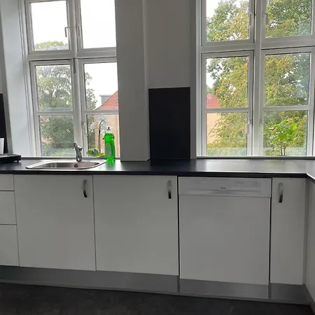 Big With 2 Bedrooms In * コリング